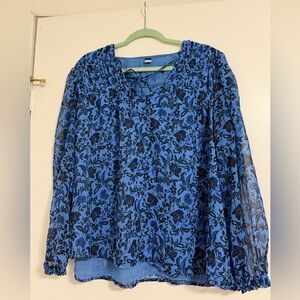 Old Navy Blue Floral Blouse